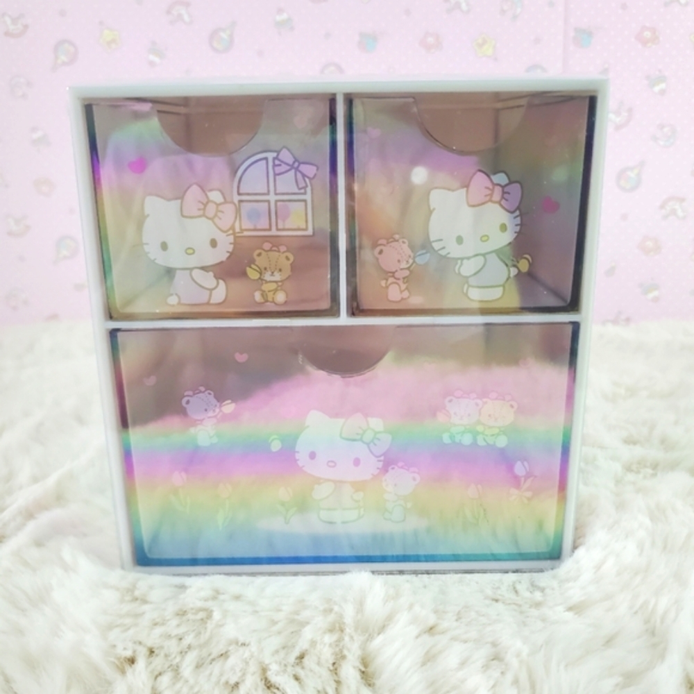 Hello Kitty Aurora Glossy Chest